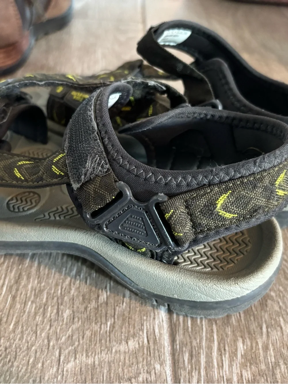 Outdoor Kids Strappy Athletic Hiking Sandals